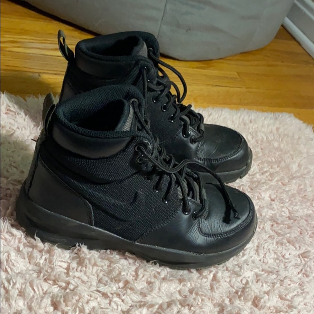 Boys Nike’s